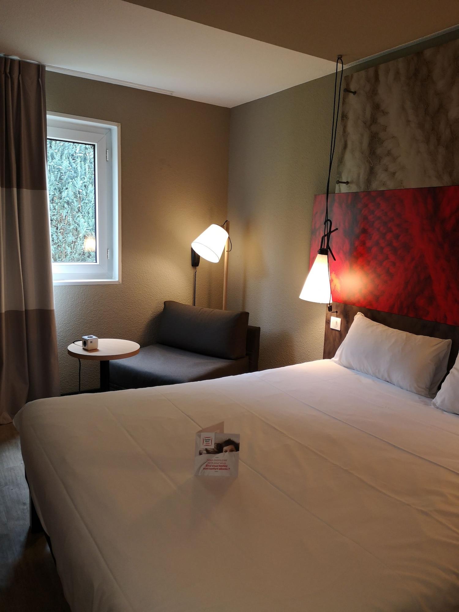 Ibis Hotel 3*